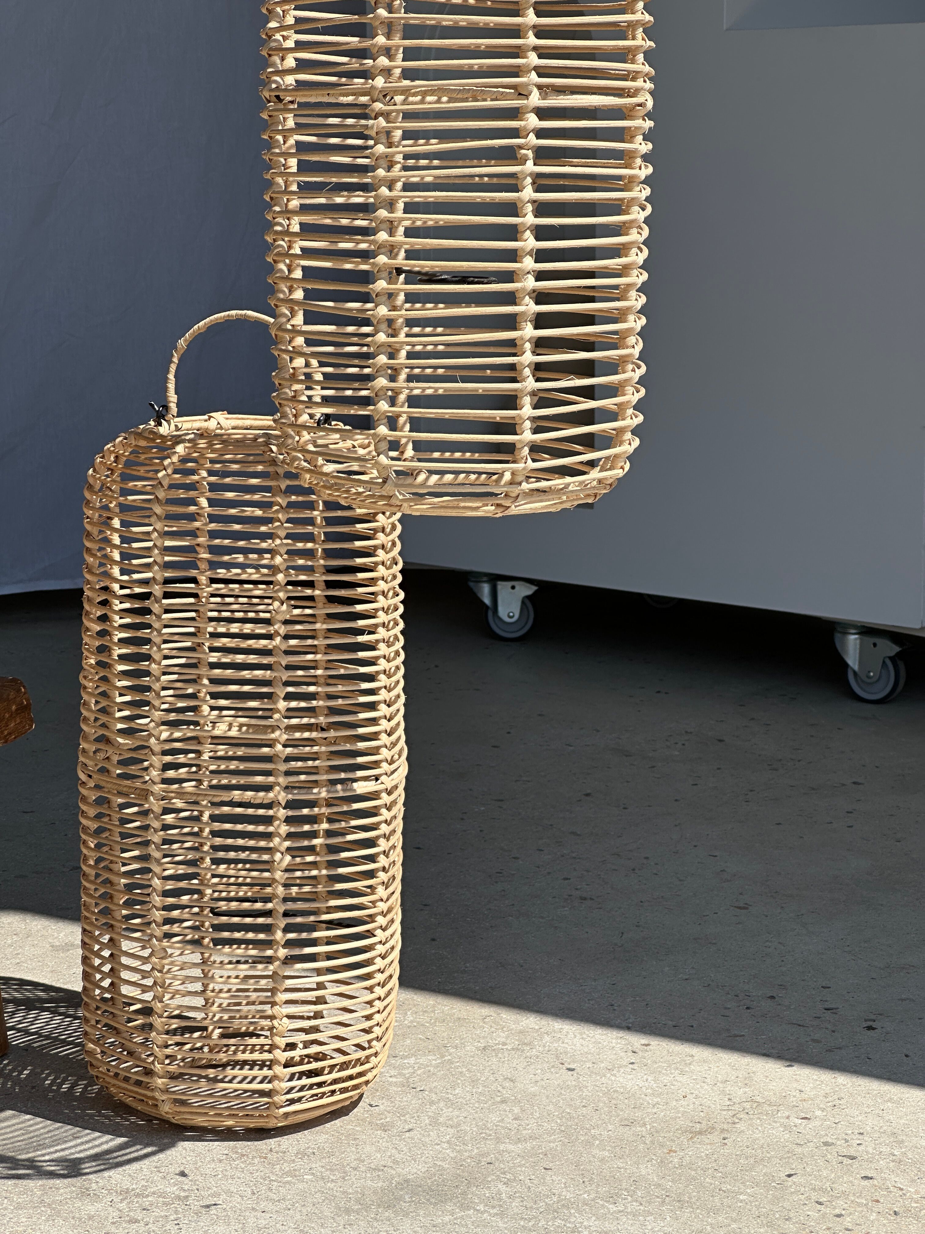 Small lantern-shaped rattan suspension H35 D15