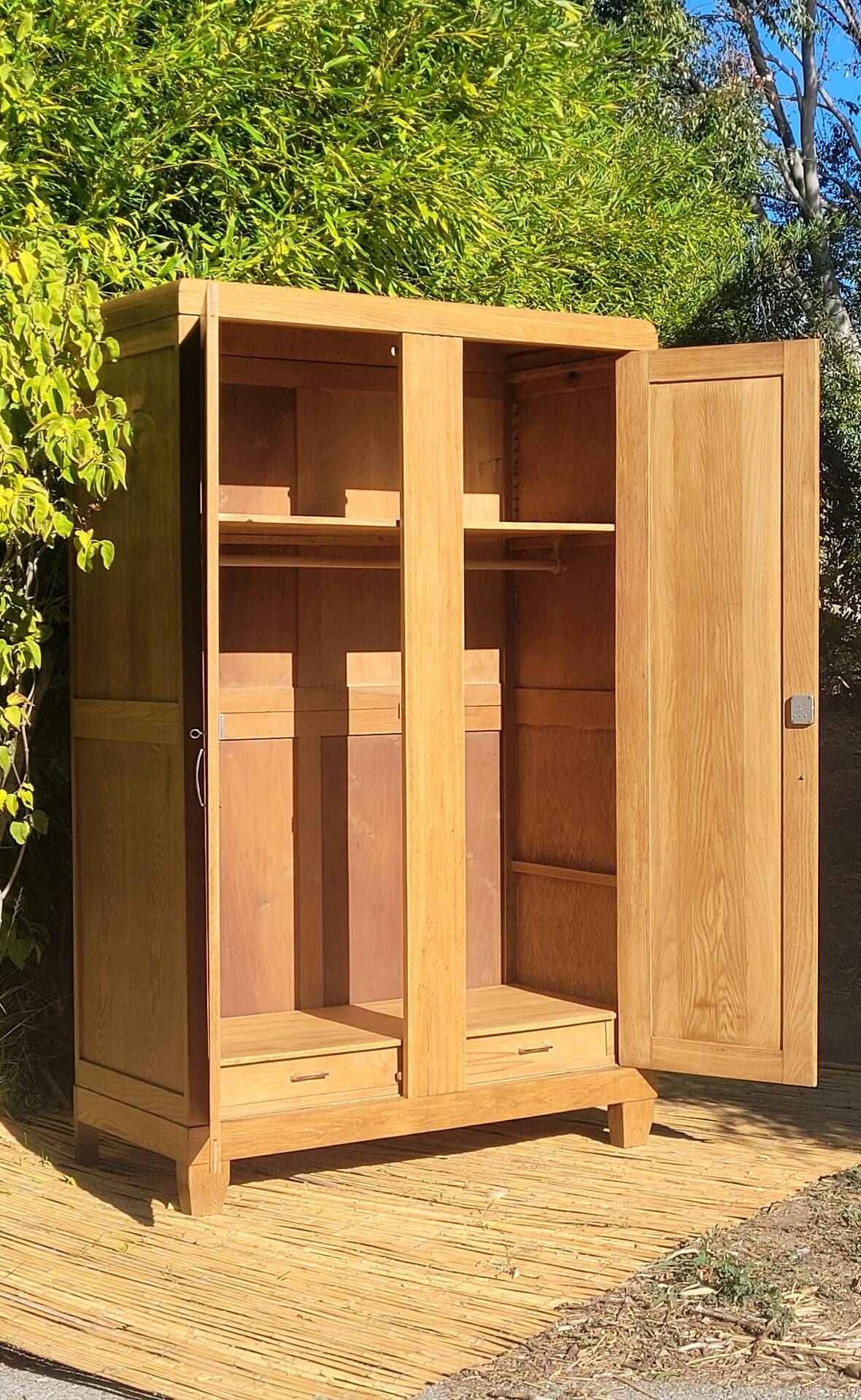 Immense Armoire ancienne en chêne massif- rénovée