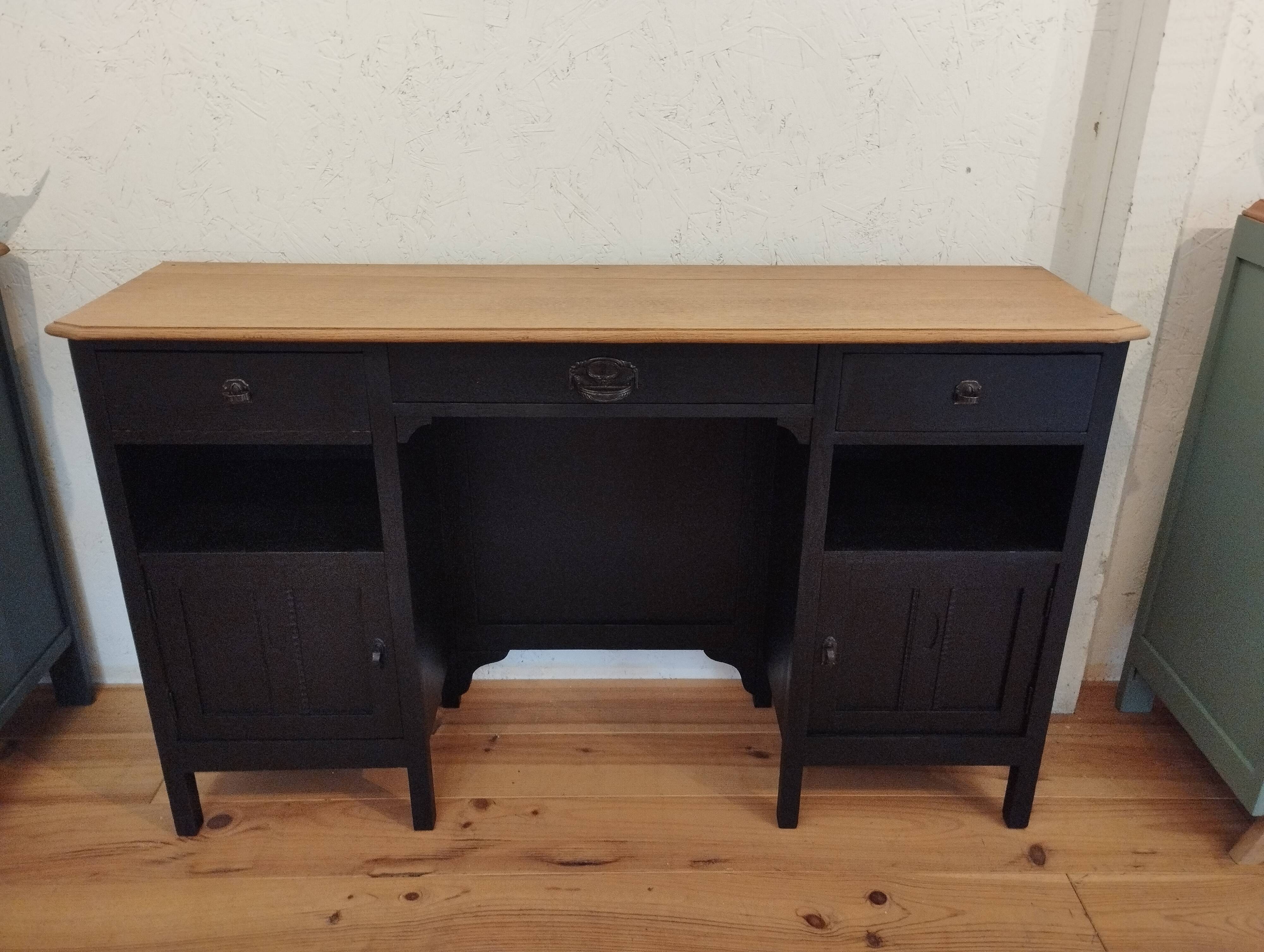 Desk, console