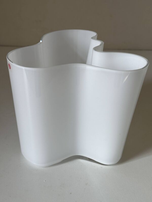 Vase savoy design alvar aalto pour iittalia design annees 70