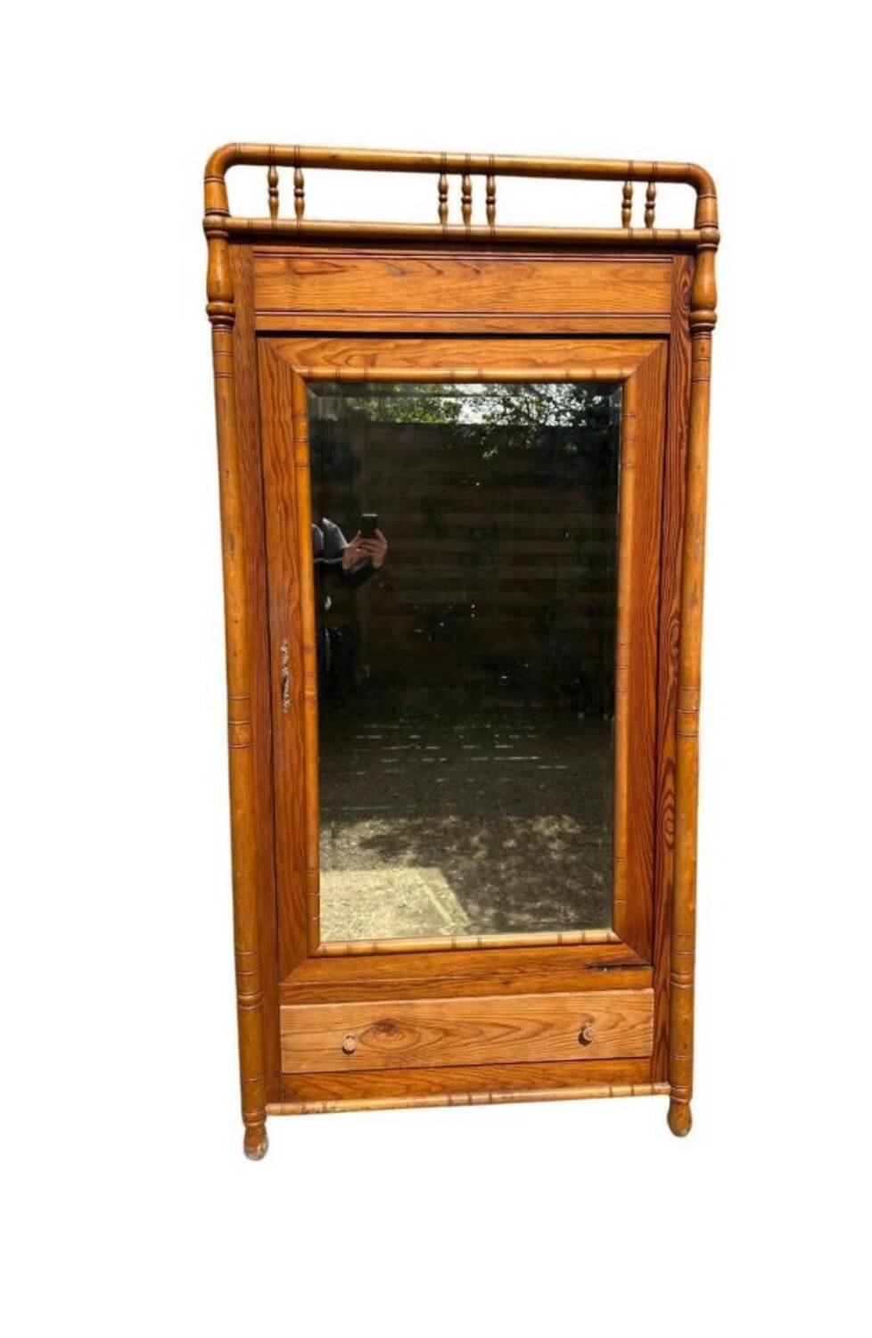 Hosiery cabinet