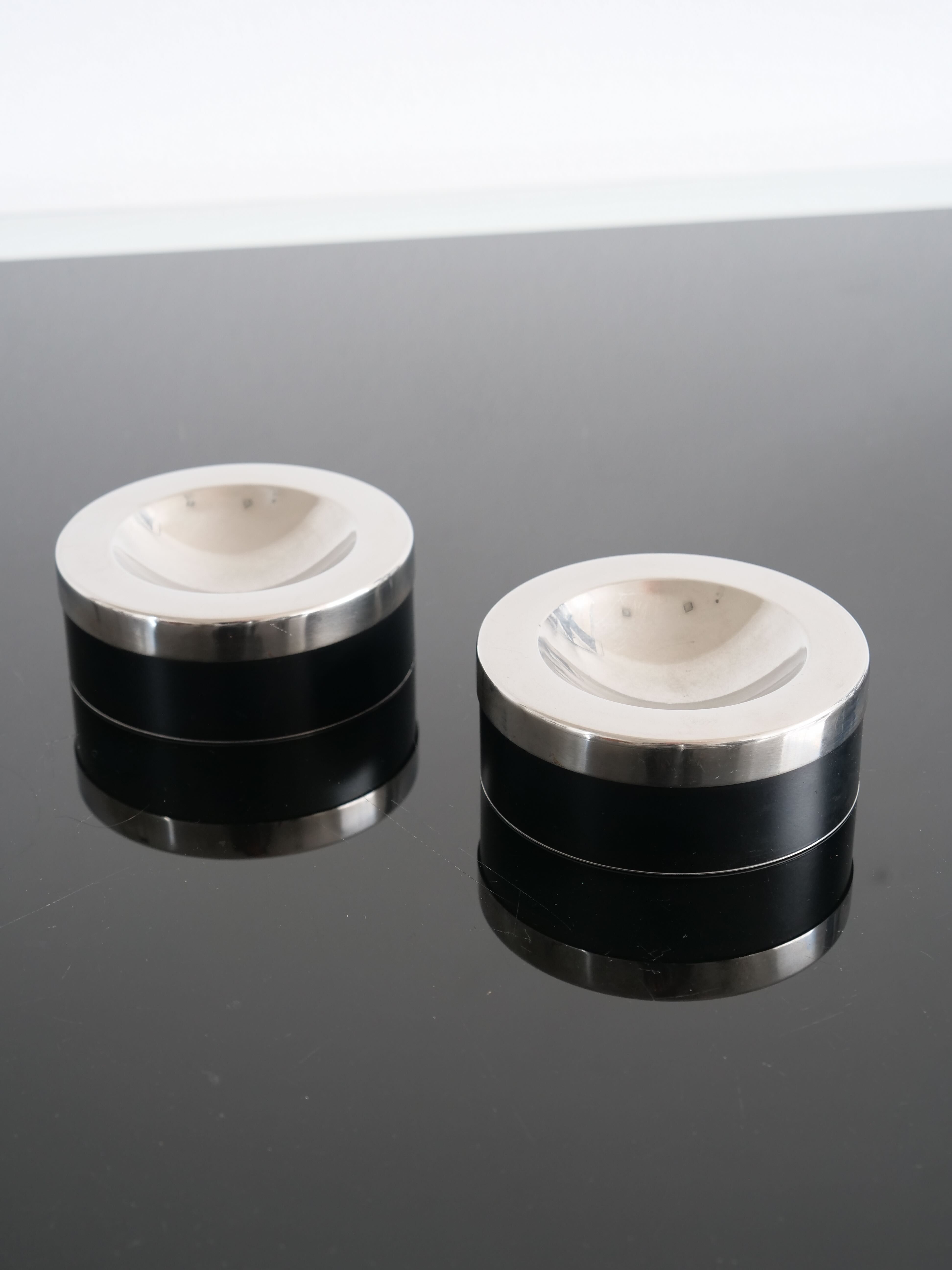 Pair of vacuum pockets design studio set Alberto Prina