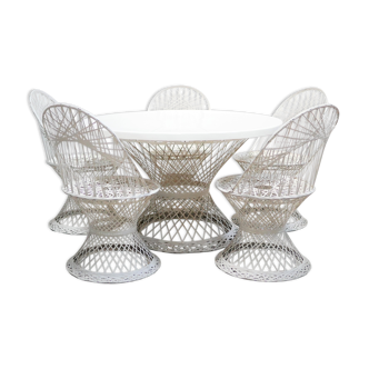 Garden table and 5 vintage fiberglass chairs by Russell Woodard