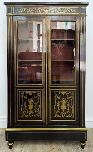 Bibliotheque Napoléon III en bois noirci et marqueterie de laiton 19eme