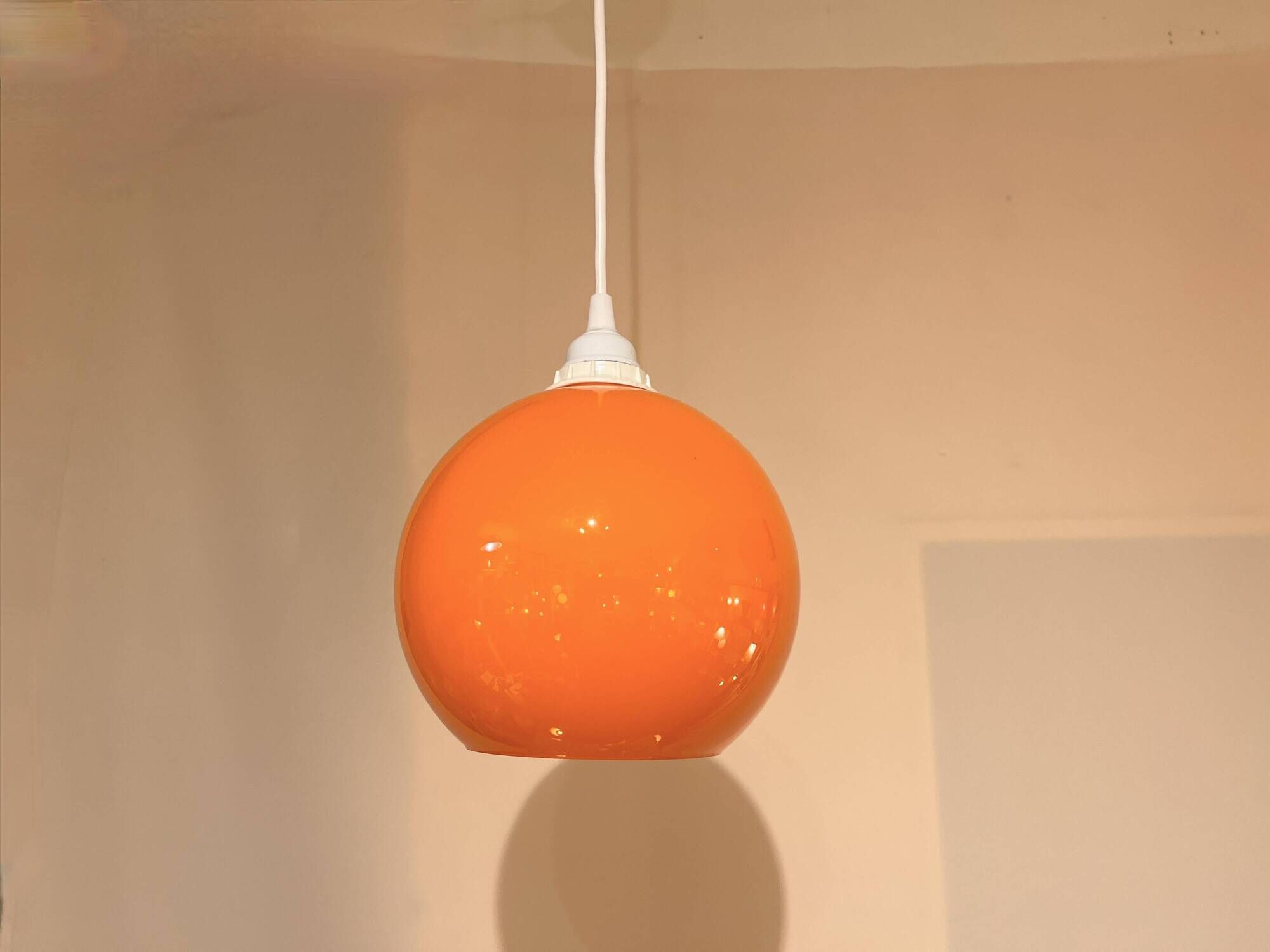 Suspension lamp Space Age 1970 vintage globe ball in orange opaline glass ceiling light chandelier