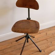 Set of 6 antique industrial workshop chairs in wood and metal.