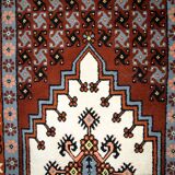 Tapis vintage fait main Berbère en laine bordeaux et blanc (81cm x 170cm)