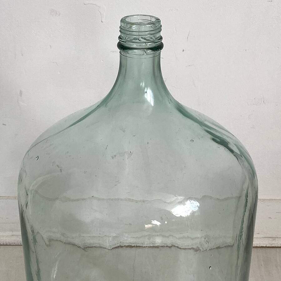 Lady Jeanne height 54 cm diameter 36 cm