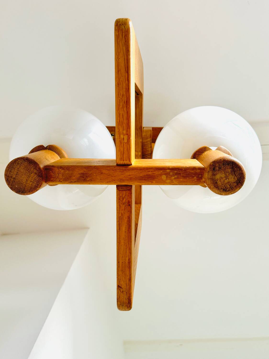 Mérignies Guillerme and Chambron ceiling light