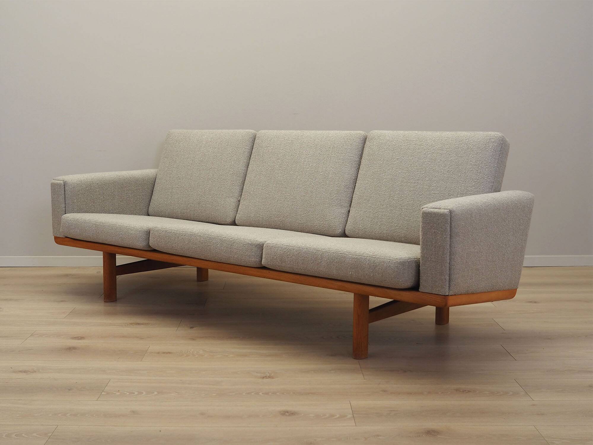 Ash sofa, 1960s, Danish design, designer: Hans. J. Wegner, production: Geta