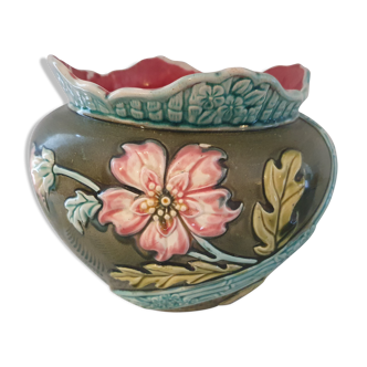 Barbotine pot cover, numbered