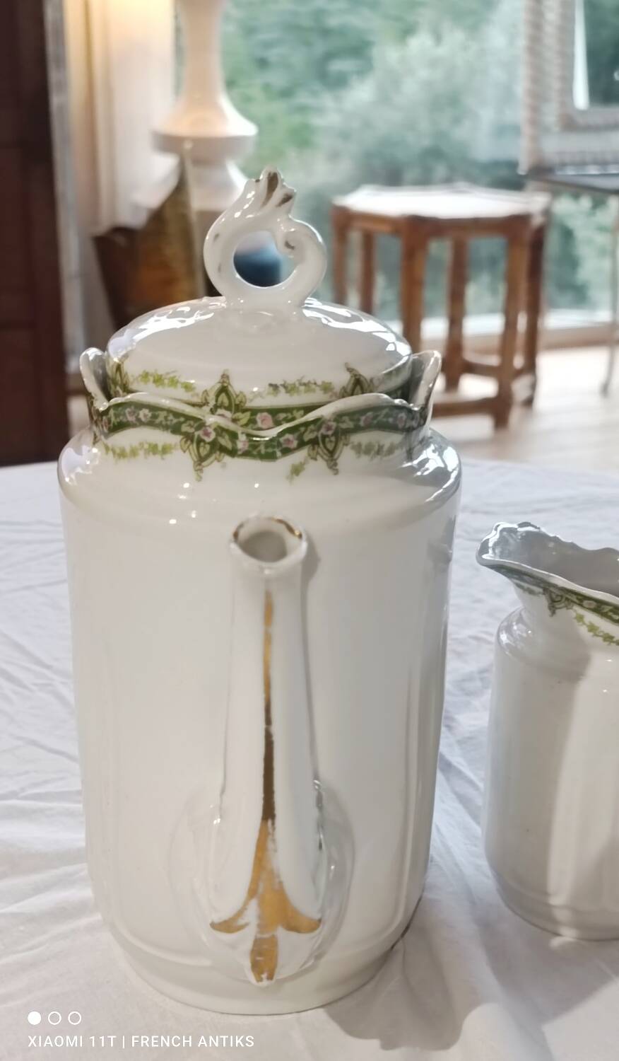 Coffee pot and milk jug in Limoges porcelain, France, early 20th century