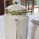 Cafetière et pot a lait en porcelaine de Limoges France, début XXe s