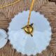 Opaline suspension