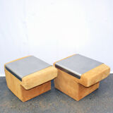 Paire de bouts de canape en daims et inox