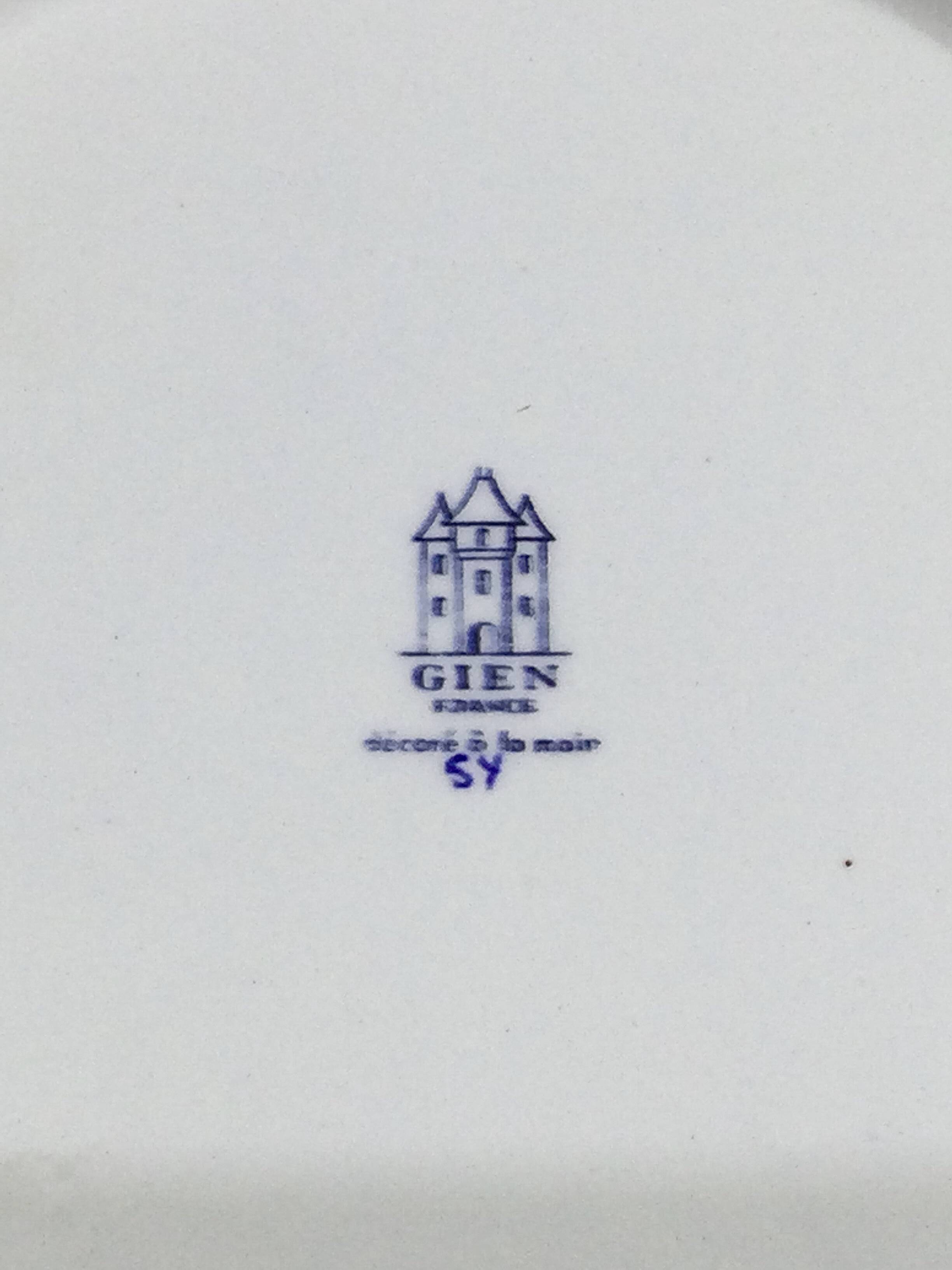 Gien – Round dish Cashmere model