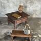 Petit écritoire table basse ancienne indonésienne en teck H33 40,5x55