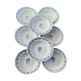 8 assiettes creuses en faïence F J avec frise et bouquet central