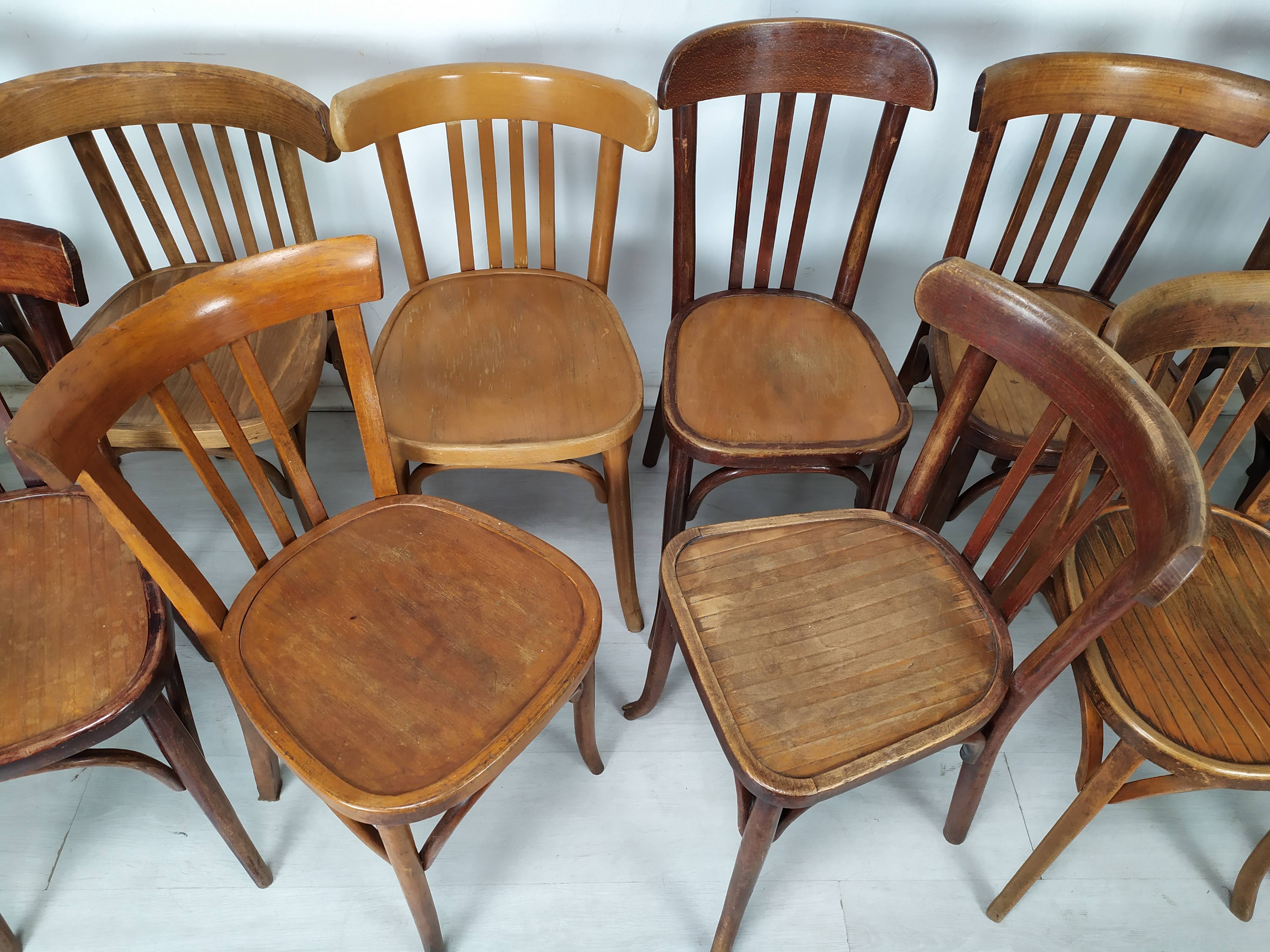 Lot de 12 chaises bistrot