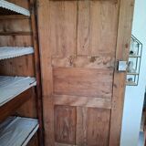 Une très jolie bonnetière ancienne