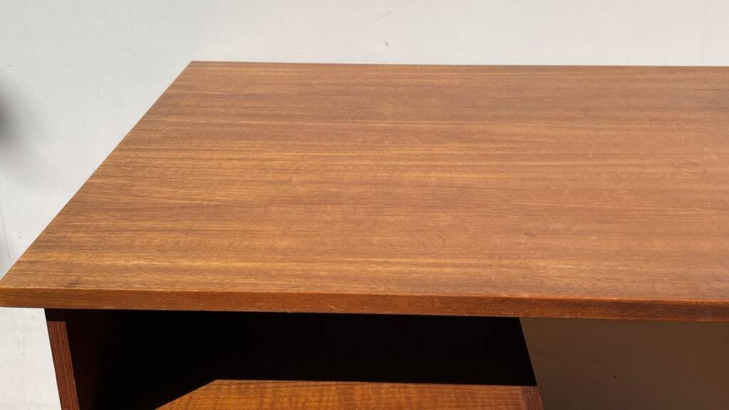 Pastoe desk. vintage 70s