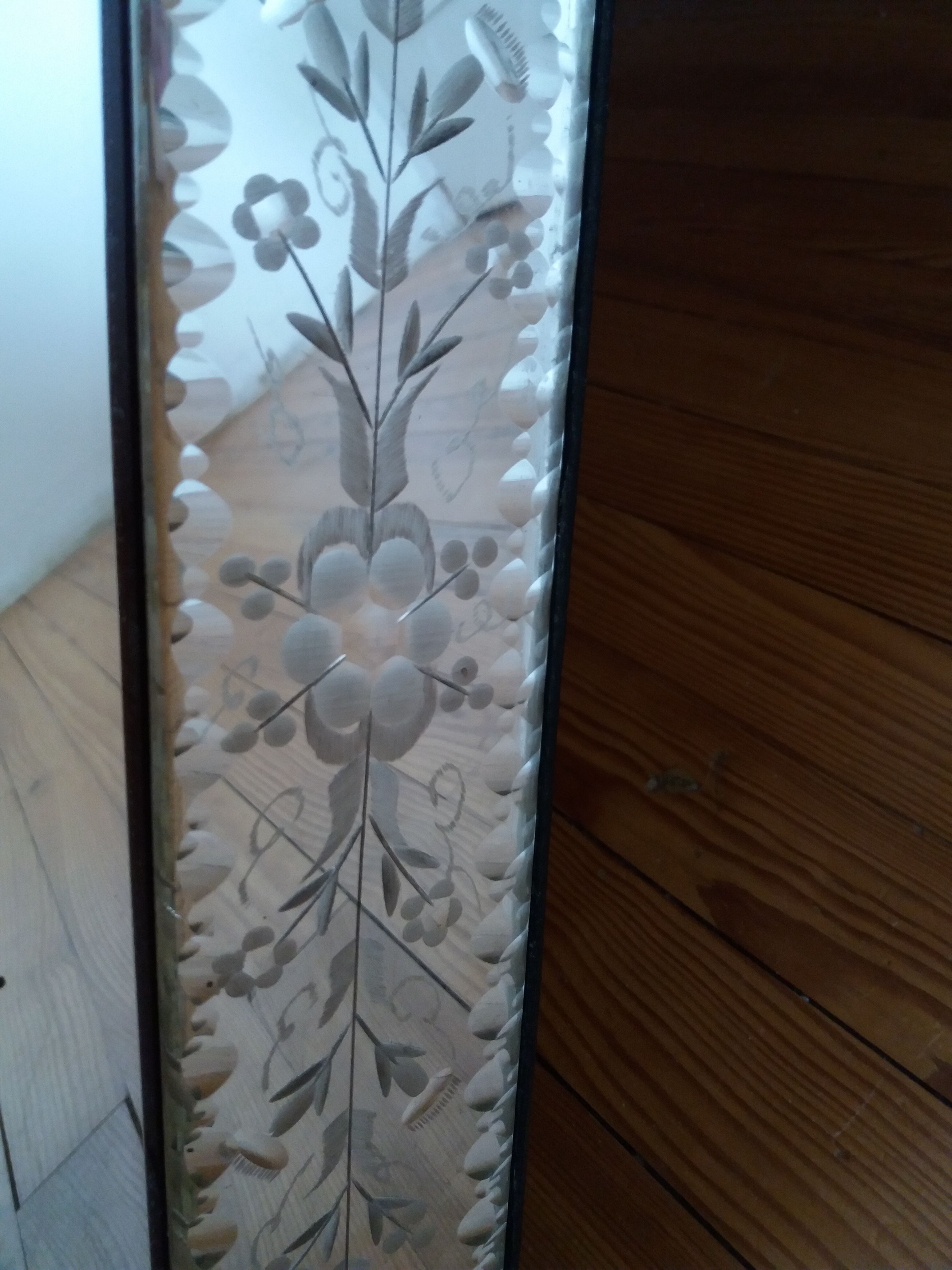 Venetian mirror 89x118cm