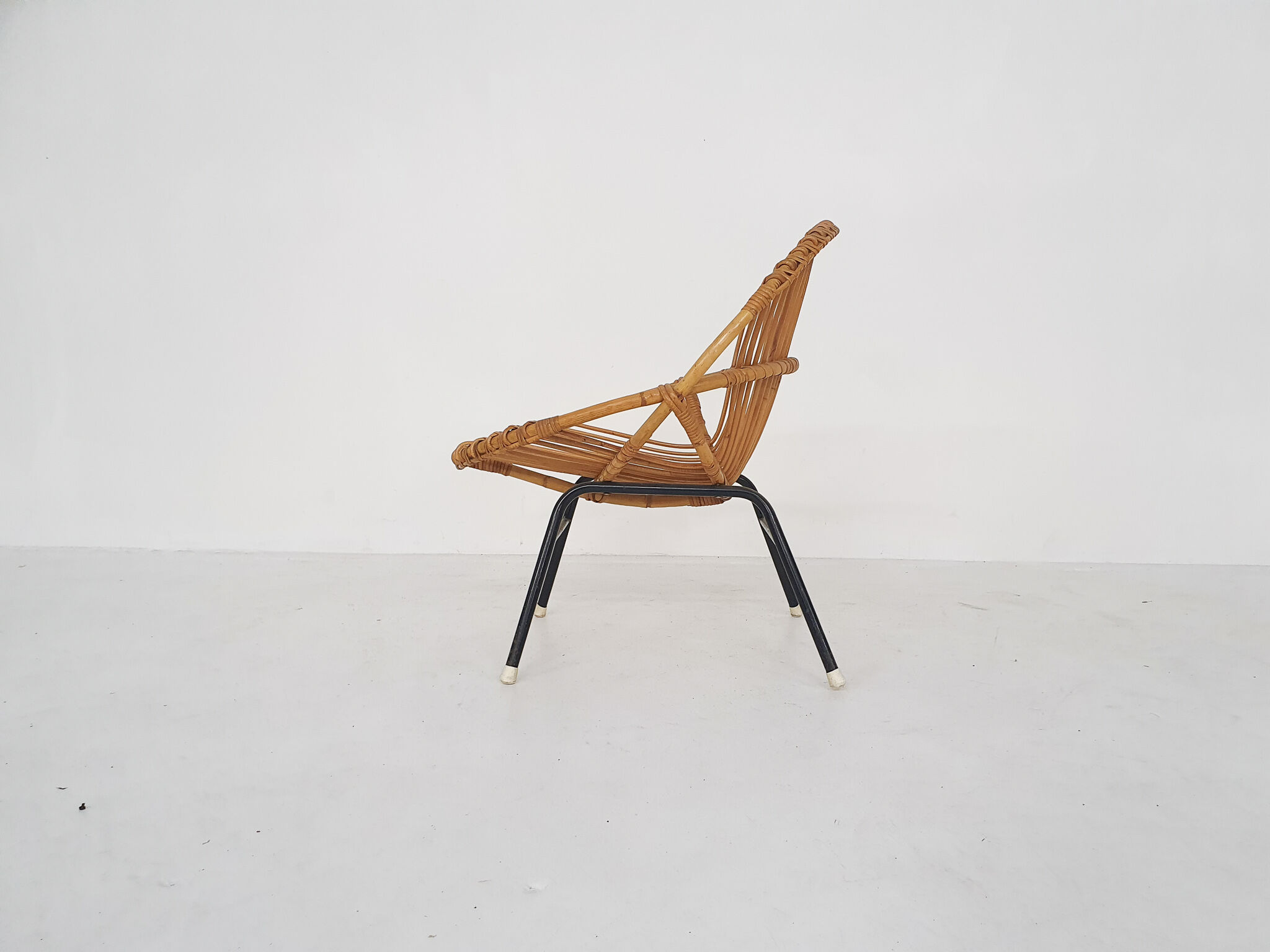 Rohe Noordwolde rattan lounge chair, The Netherlands 1950's