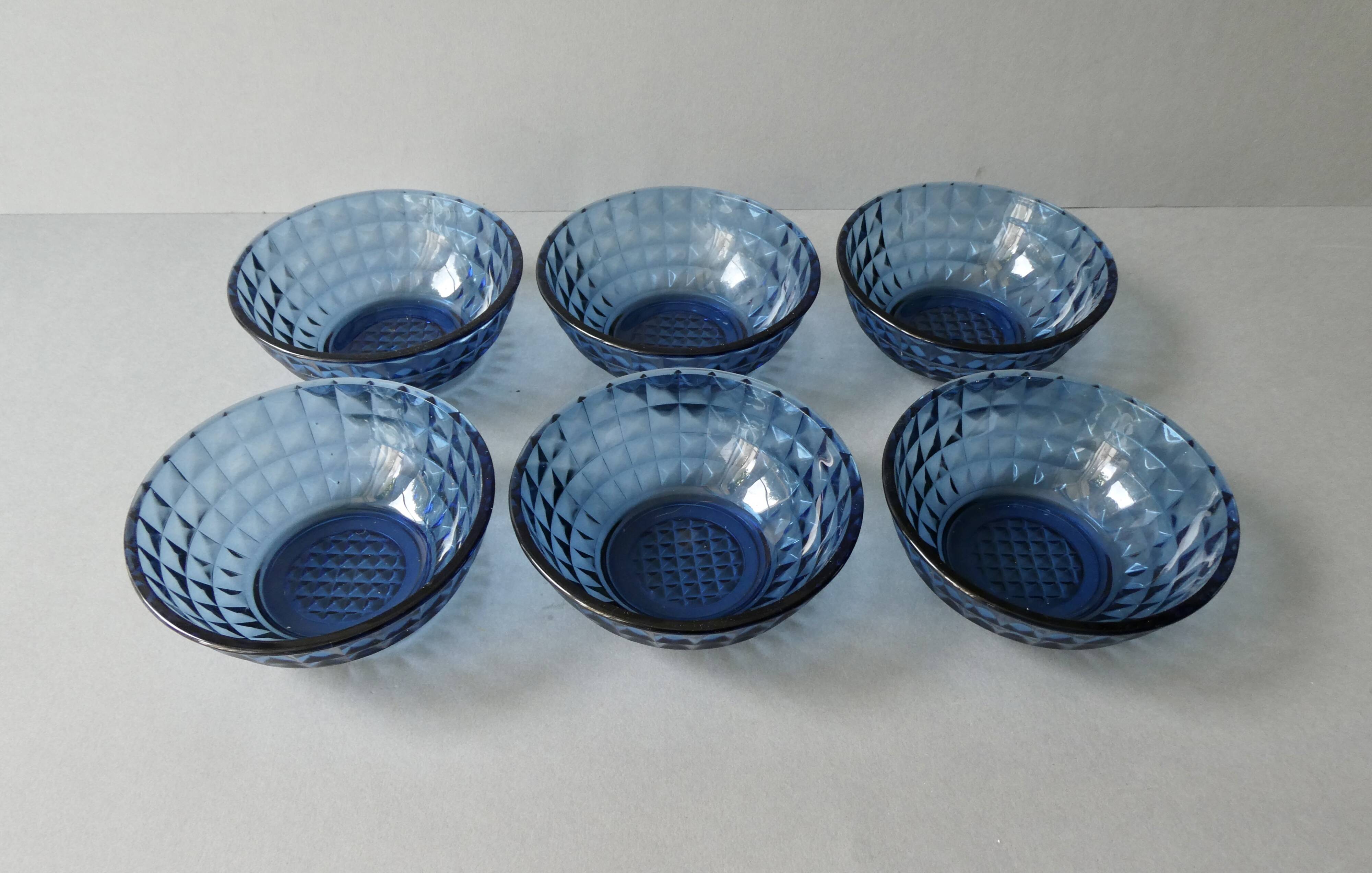 6 blue glass bowls from the 70s