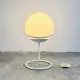 Lampe de table globe flottant par Vrieland, Pays-Bas, années 1980.