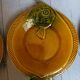 8 assiettes anciennes en barbotine forme poisson