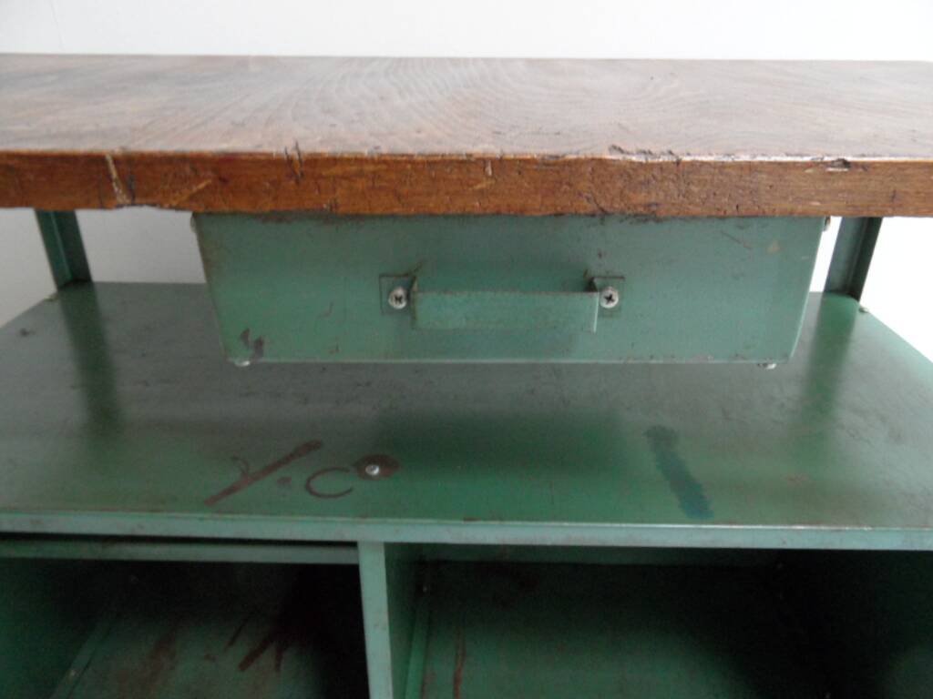 Banc de travail industriel vintage