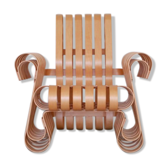 Power Play Club Chair by Frank Gehry for Knoll 2001