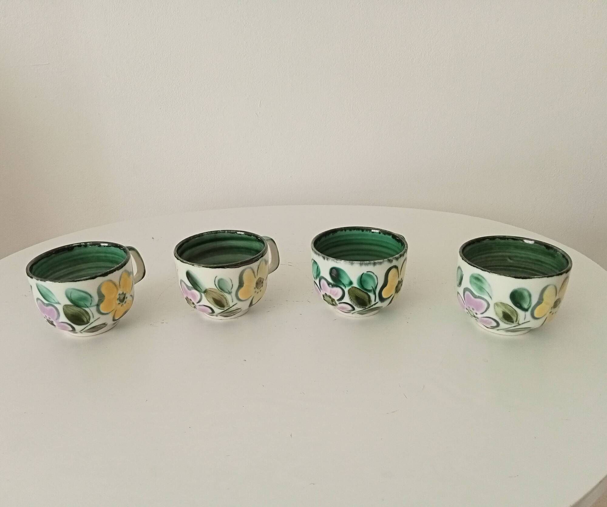 Set of 4 vintage Boch Belgium cups from the 1960s.