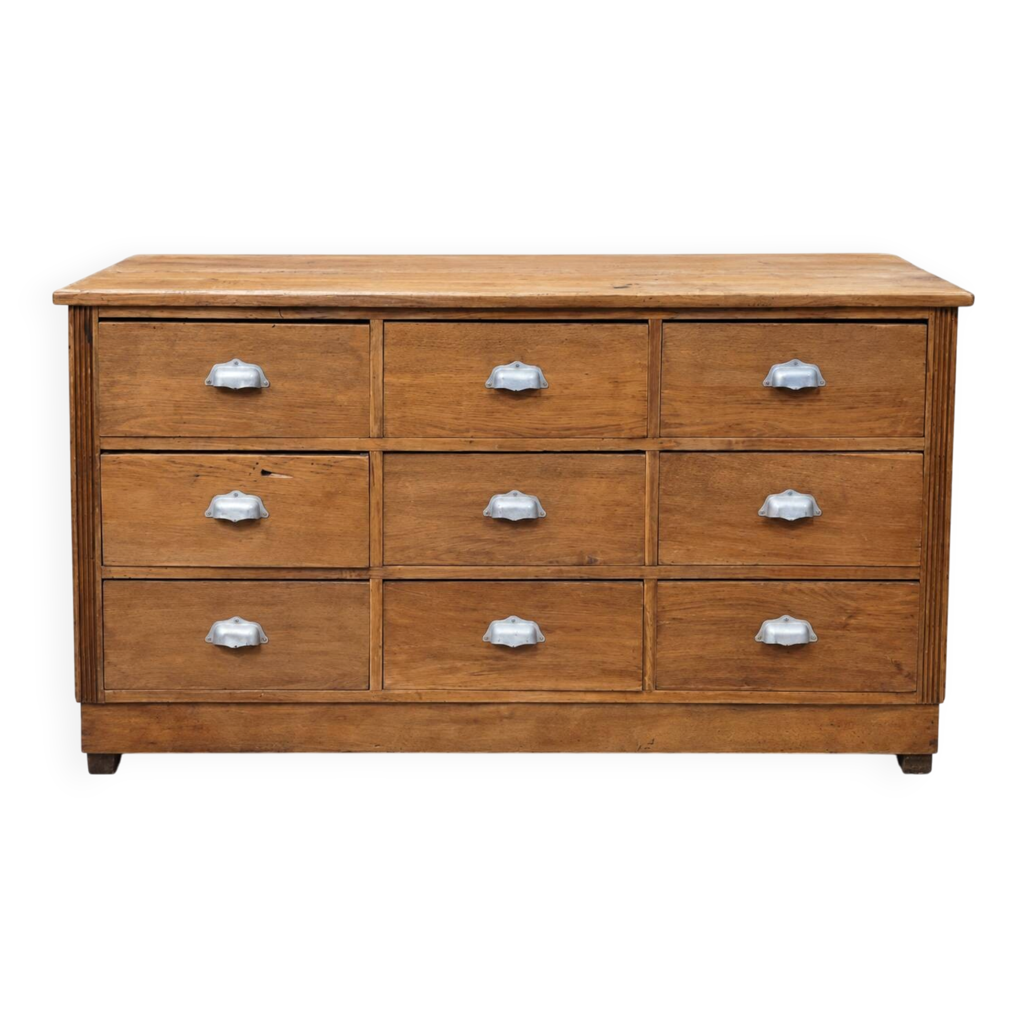 Antique workshop furniture with 9 solid wood drawers.