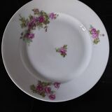 Plat à motif floral