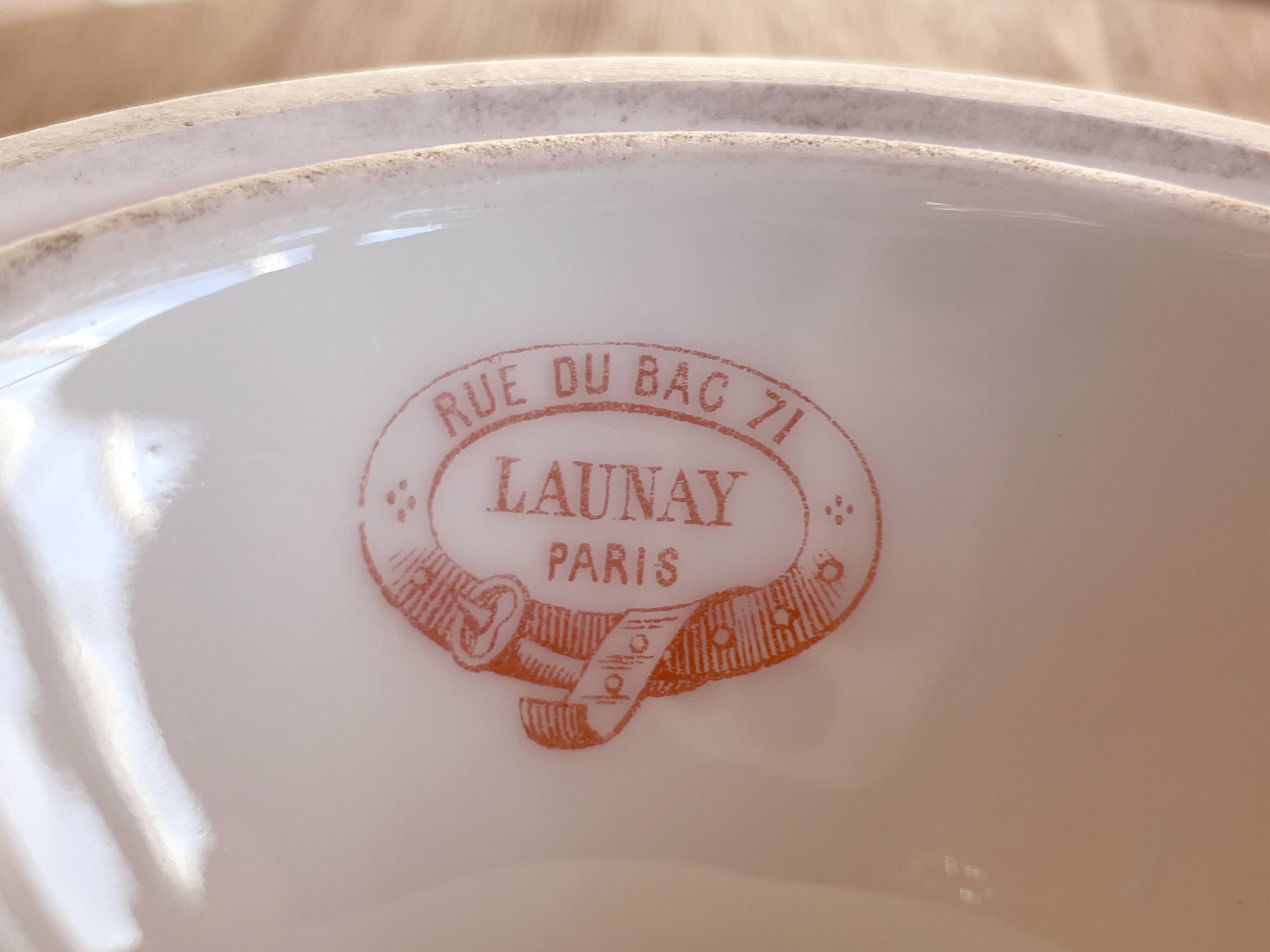 LAUNAY fruit bowl, rue du Bac in PARIS – 19th century."