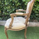 Basket bed and its two armchairs