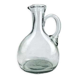 Cruche à eau ancienne en verre soufflé épais