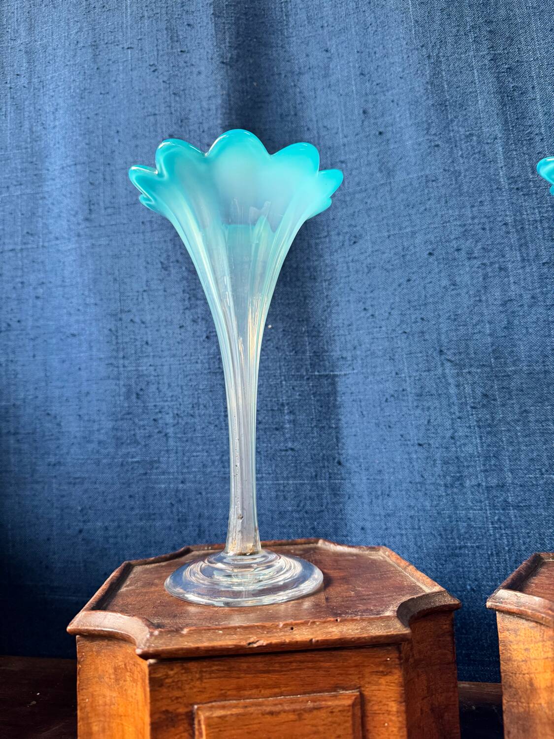 Pair of "tulip" soliflore vases in blue opaline glass – N period