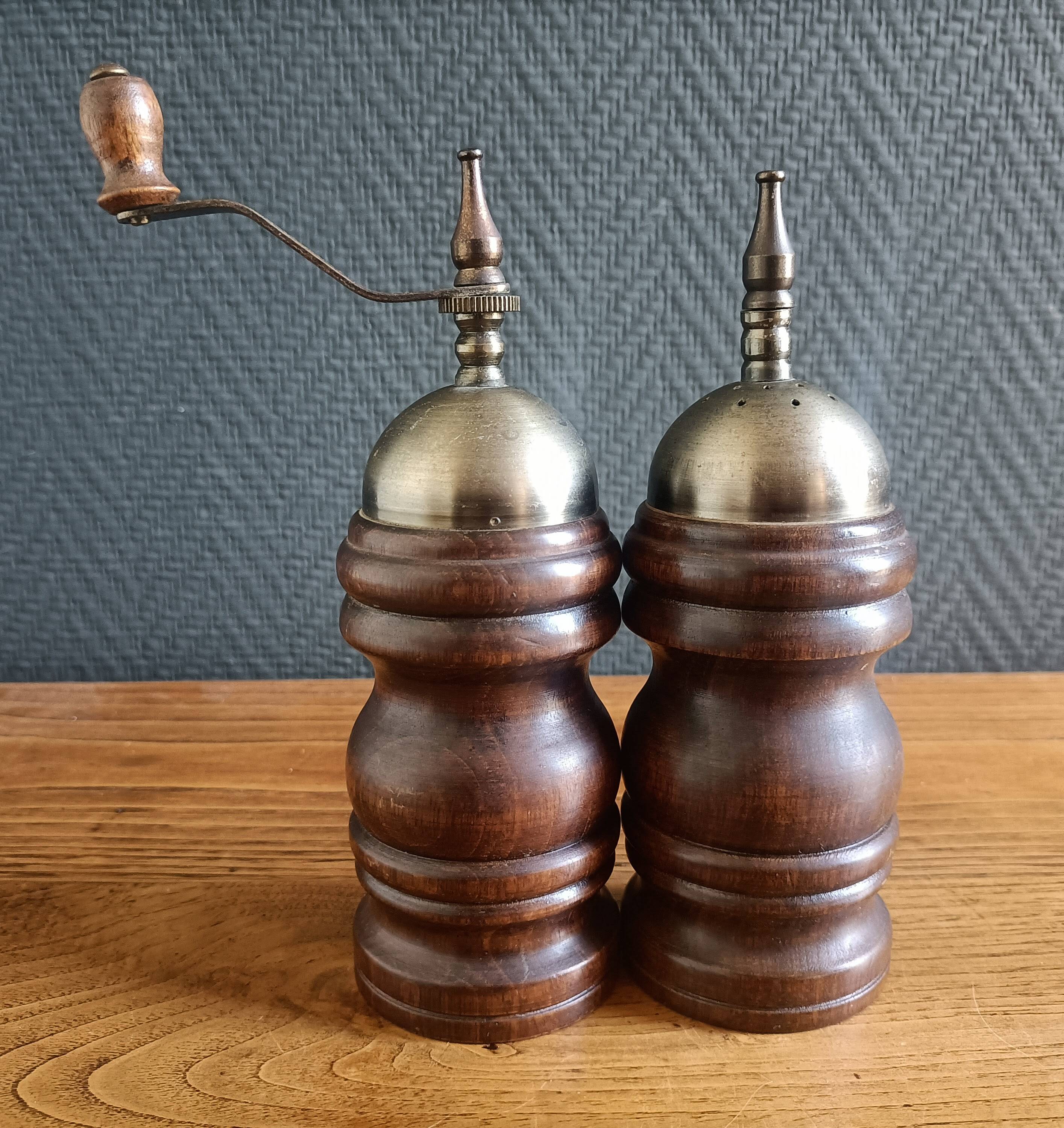 Wooden pepper mill and salt shaker set