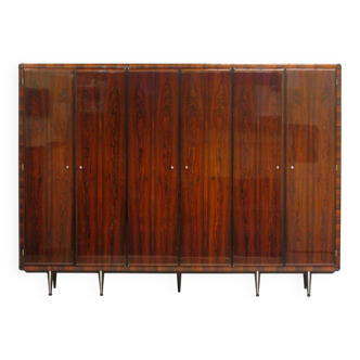 Armoire vintage de design italien moderne du milieu du siècle en palissandre, années 1960.
