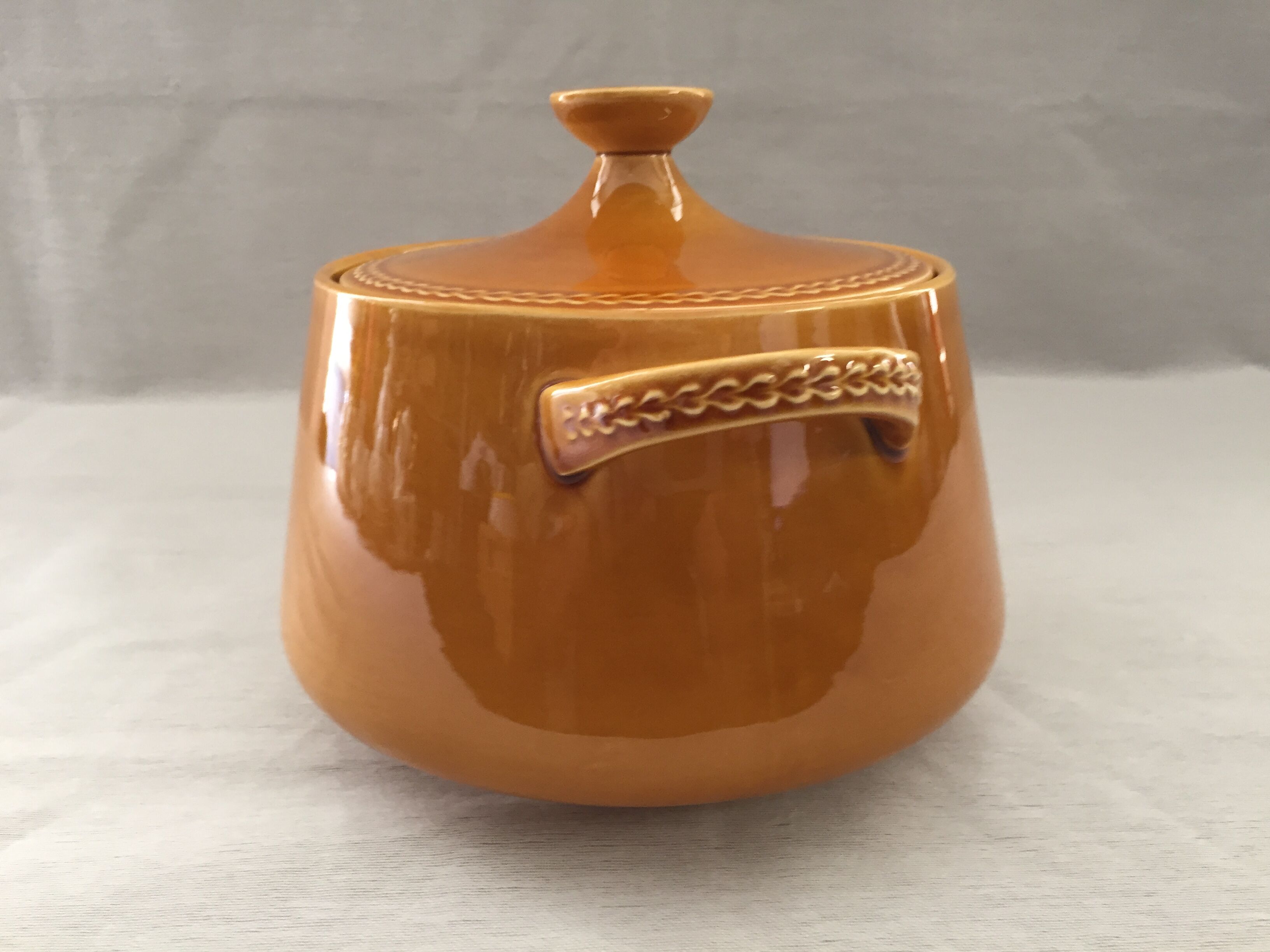 Former pot pot earthenware of the capuchins salins-les-bains abbey jura