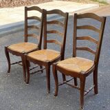 3 chaises bois massif paillées type ferme