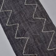 Tapis décoratif ancien en pompons sku 3826