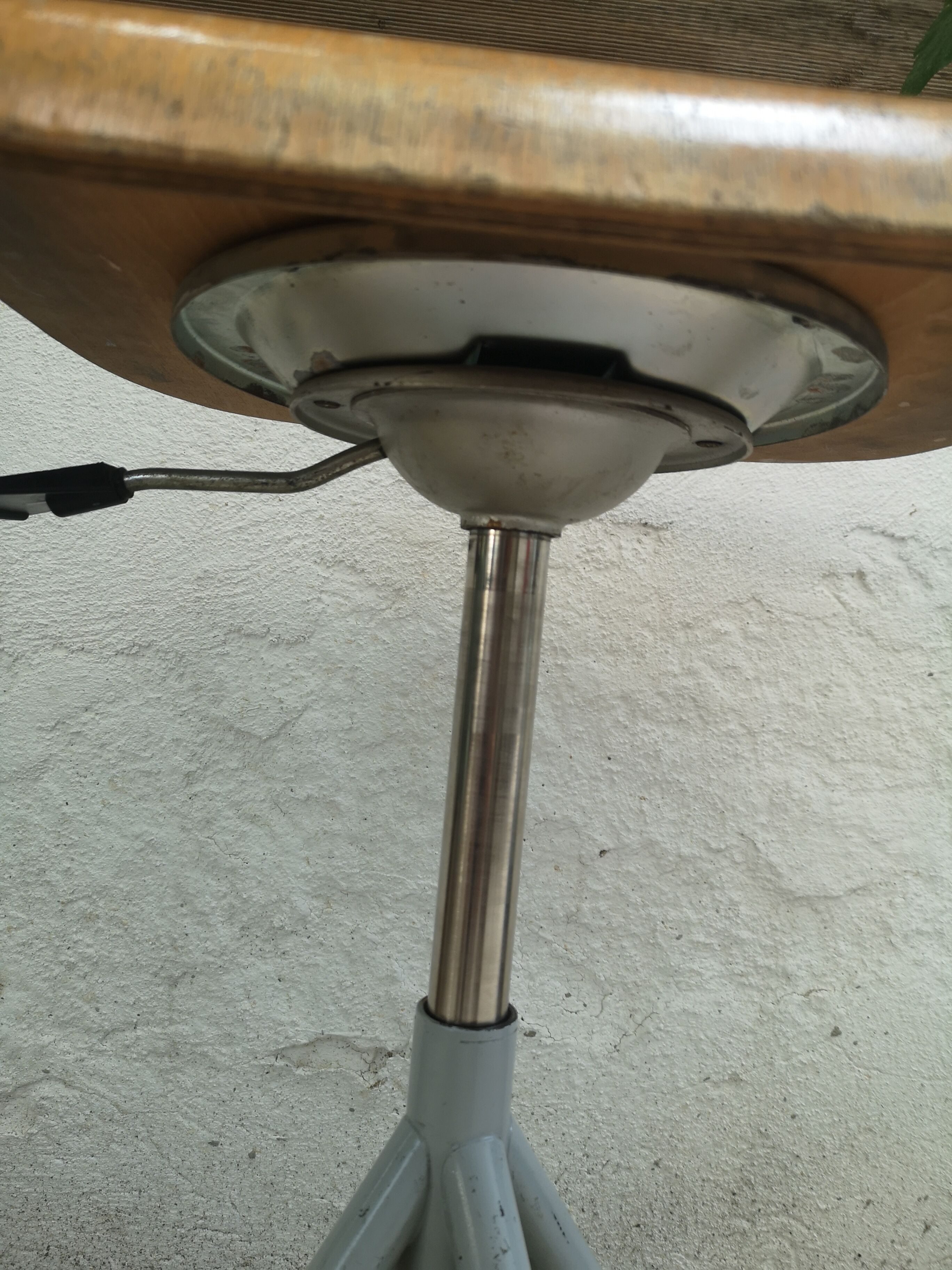 Industrial stool
