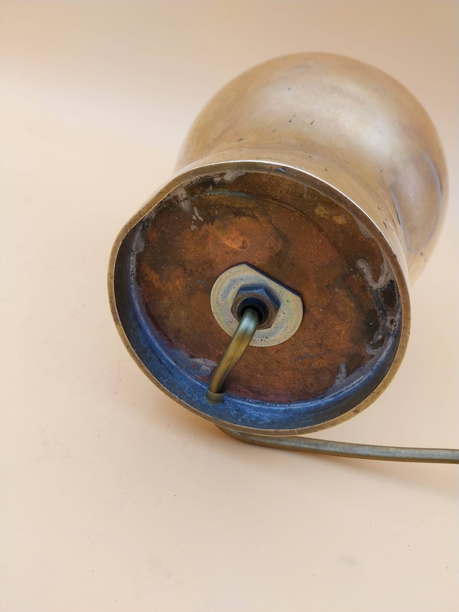 Pied de lampe en laiton