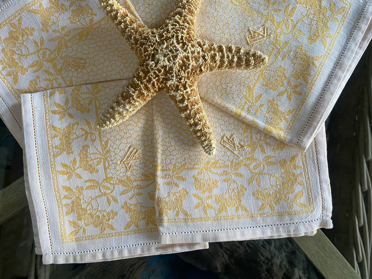 Set of 6 monogrammed damask tea towels