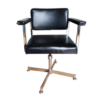 Strafor swivel office chair chrome metal and black skaï