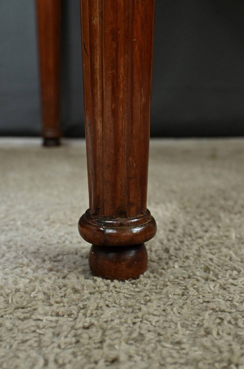Cabaret table in Cuban mahogany, Louis XVI period – Late 18th century