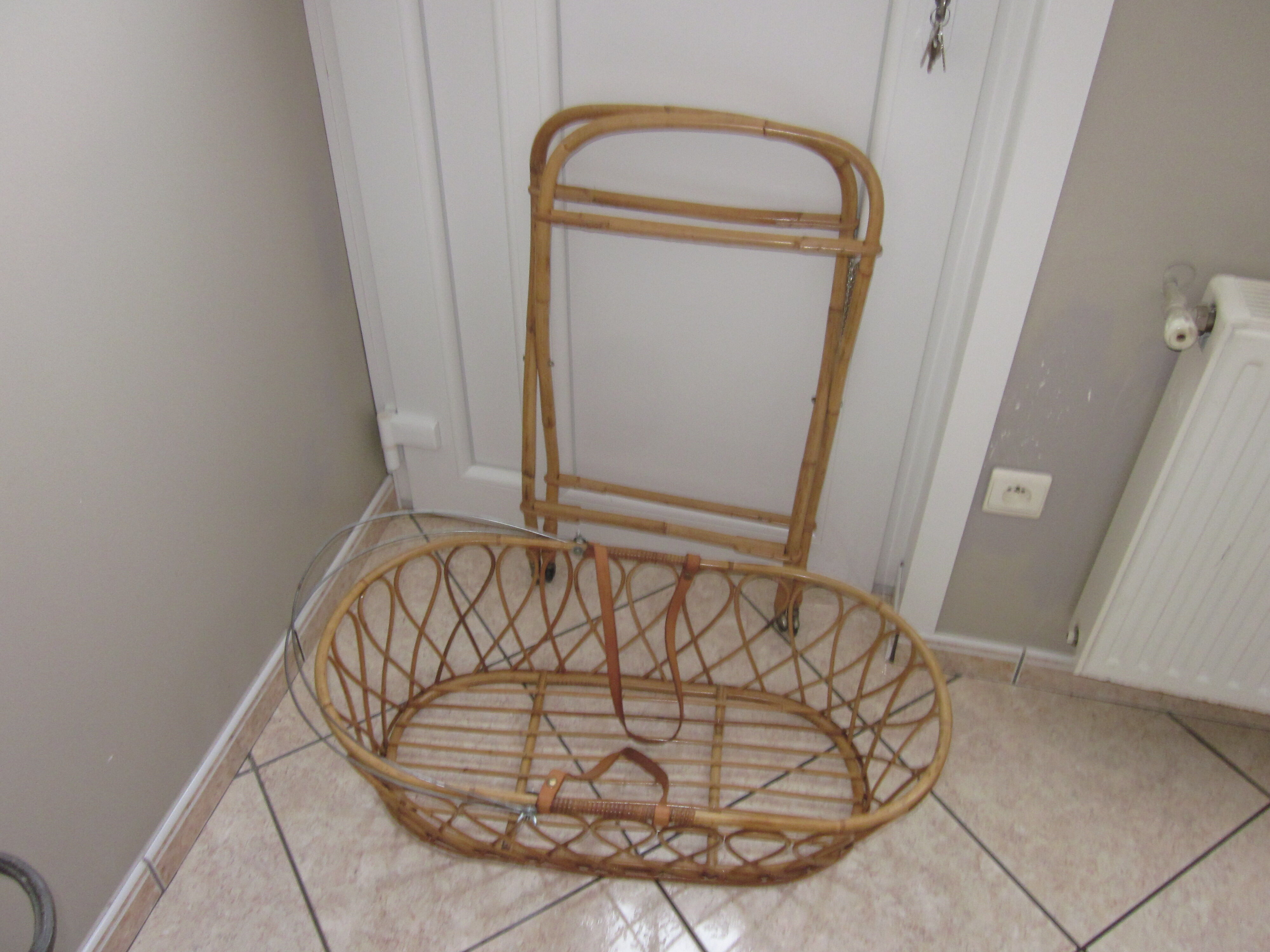 Basket rattan of the 60s